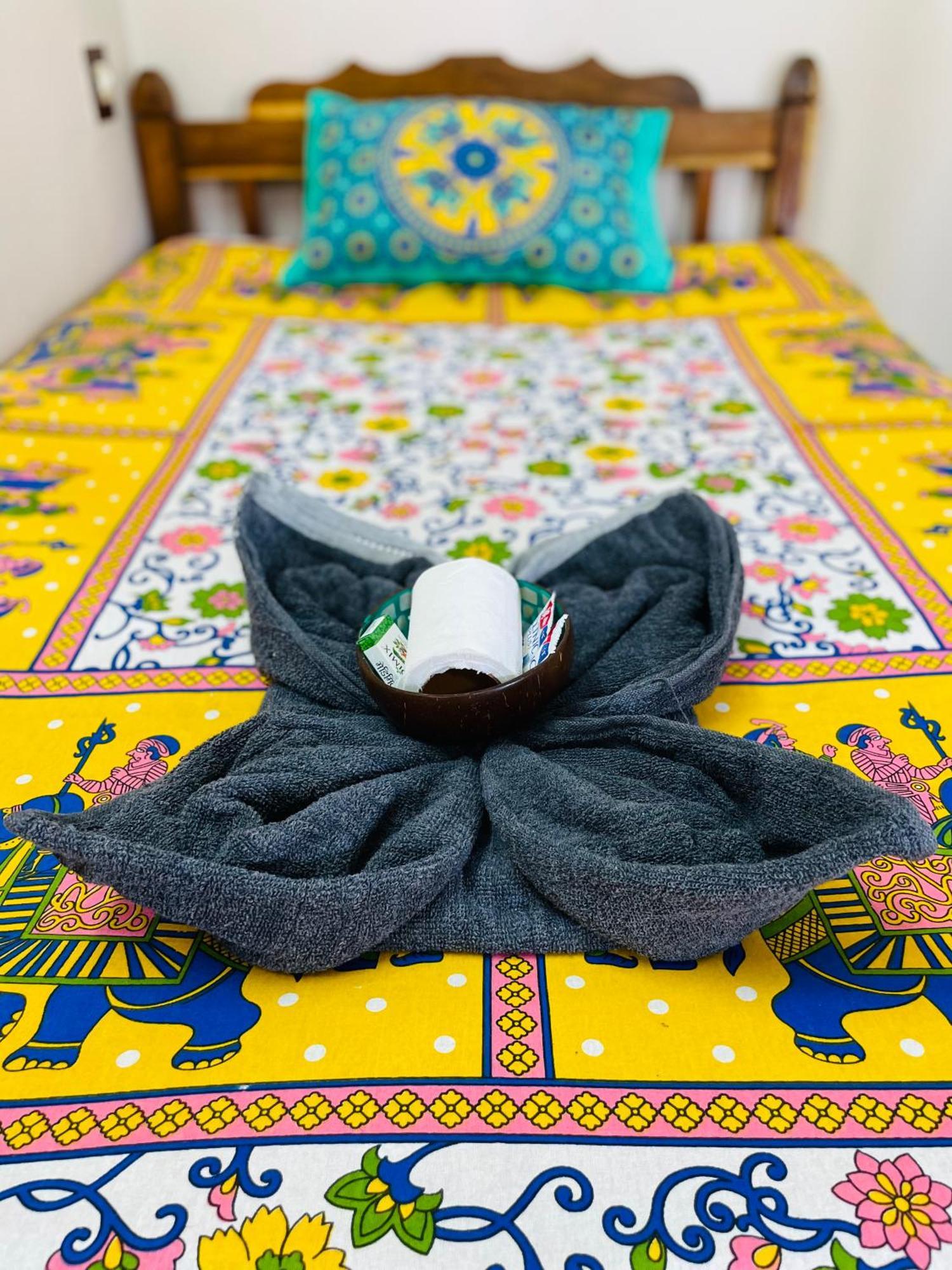 Mountain View Homestay 테카디 외부 사진